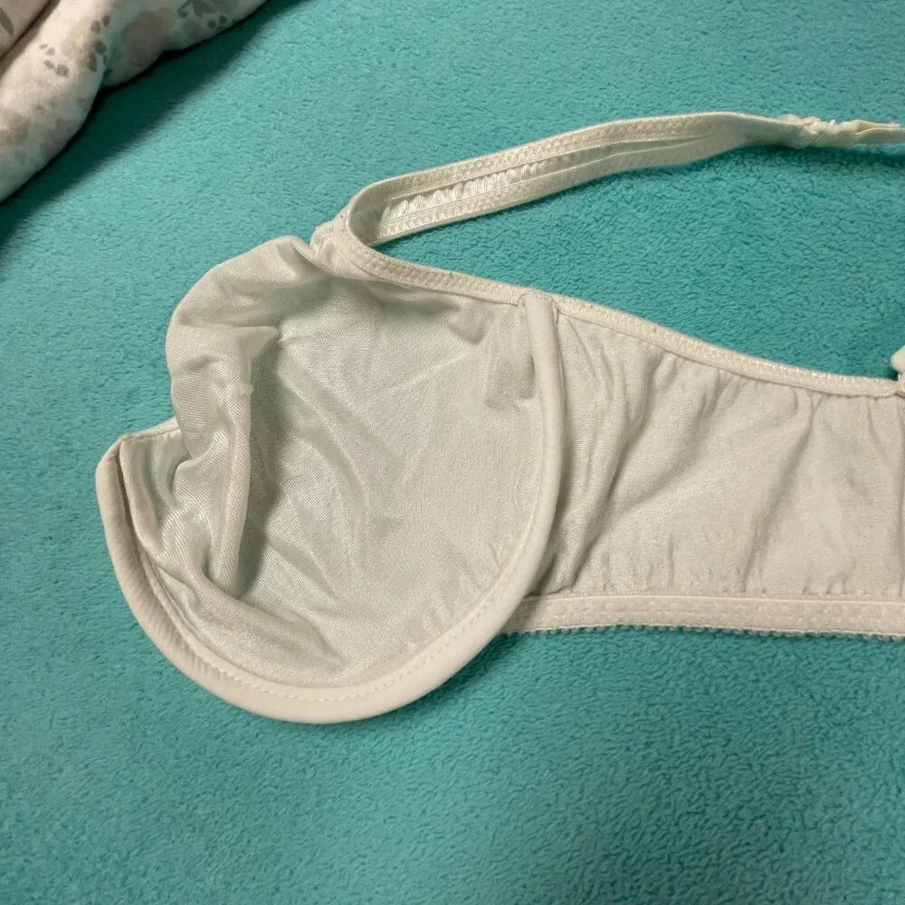 Victoria's Secret 36D Underwire, Convertible, Front Clasp White Bra - Vintage - Picture 6 of 13
